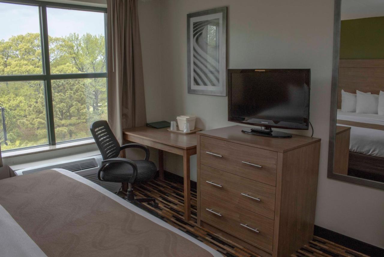 Quality Suites Lake Wright Norfolk Airport Екстериор снимка